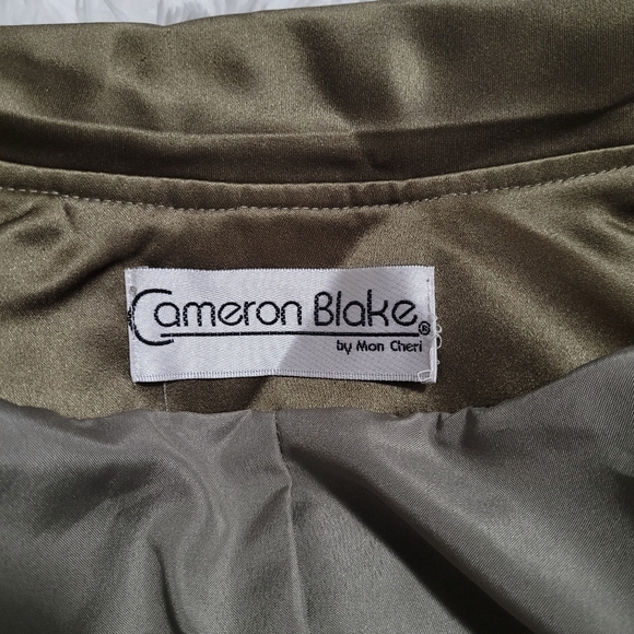 Cameron Blake by Mon Cheri size 10 Gown with Bolero in size 10 - Picture 10 of 16